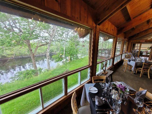 Liscombe Lodge Resort & Conference Center Exterior photo